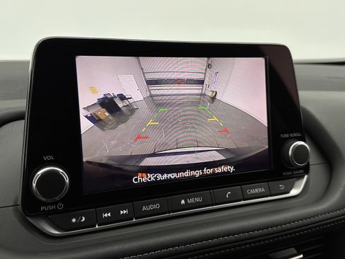 Used 2026 Nissan Rogue SV image 18