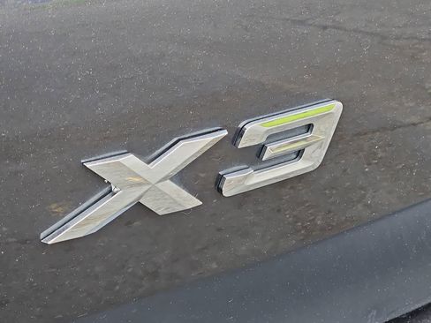 Used 2018 BMW X3 xDrive30i image 12