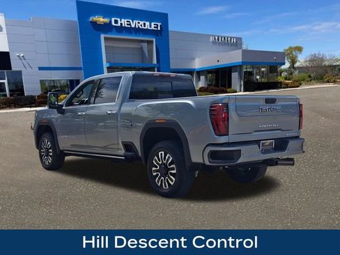 Used 2025 GMC Sierra 2500 Denali Ultimate AWD/4WD image 25