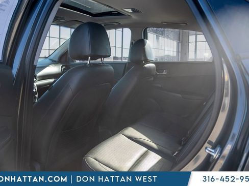 Used 2020 Hyundai Kona Limited FWD image 25