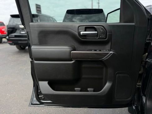 Used 2019 Chevrolet Silverado 1500 LTZ image 10