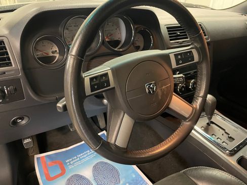 Used 2010 Dodge Challenger SRT8 w/ SRT Option Group II image 20