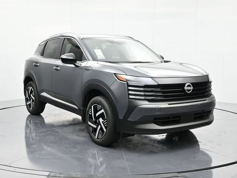 New 2026 Nissan Kicks SV image 3