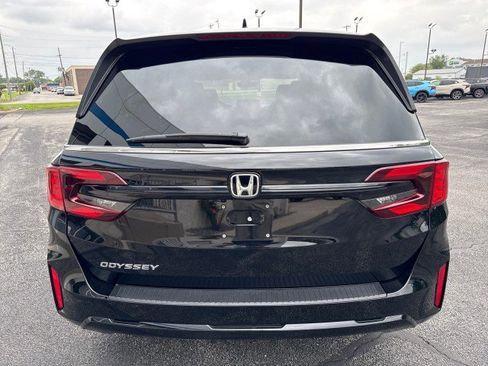 Used 2025 Honda Odyssey EX-L image 4