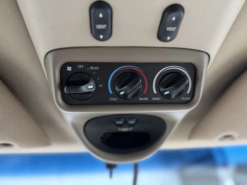 Used 2004 Ford Excursion Eddie Bauer AWD/4WD image 35