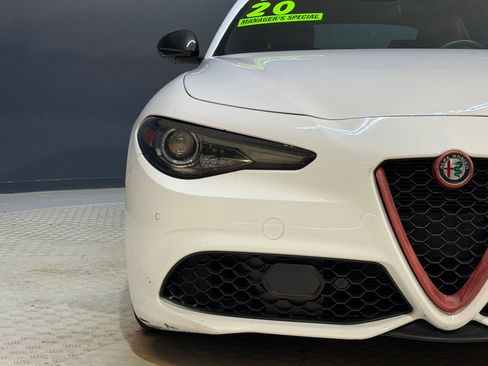 Used 2020 Alfa Romeo Giulia Ti Sport image 11