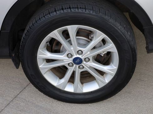 Used 2018 Ford Escape SE AWD/4WD image 32