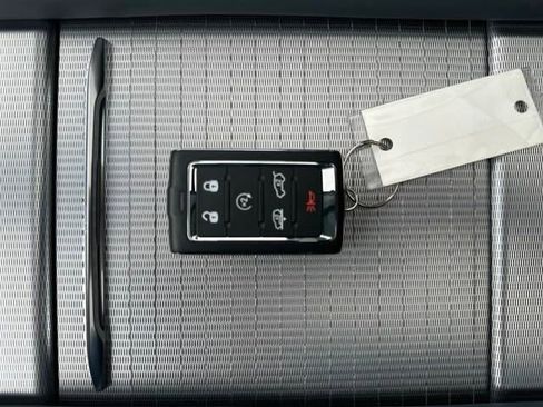 New 2023 Jeep Grand Wagoneer Series II image 32