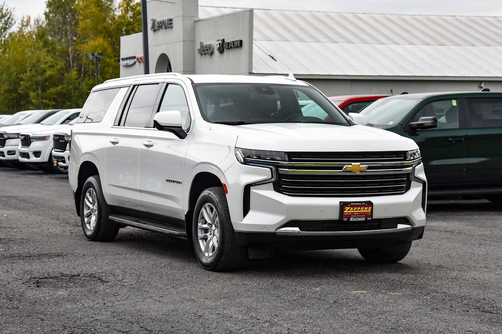Used 2023 Chevrolet Suburban LT AWD/4WD image 1