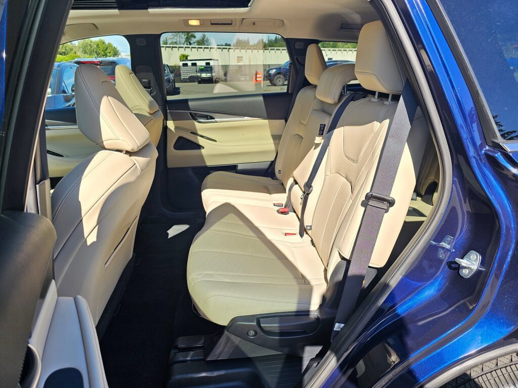 Used 2022 INFINITI QX60 Luxe AWD/4WD image 24