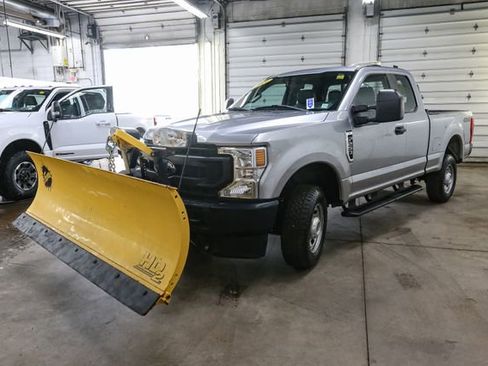Used 2021 Ford F250 XL w/ Power Equipment Group AWD/4WD image 5