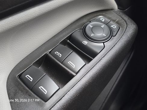 Used 2024 Chevrolet Equinox LS FWD image 30
