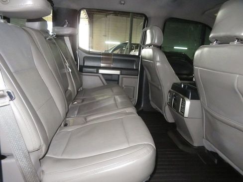 Used 2015 Ford F150 Lariat AWD/4WD image 29