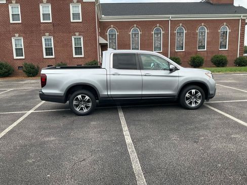Used 2017 Honda Ridgeline RTL image 4
