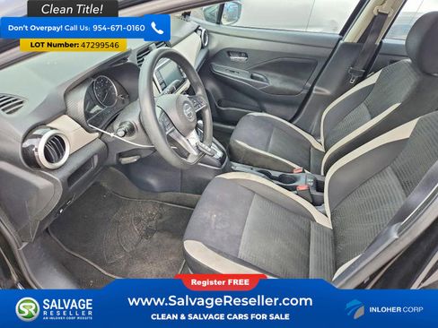 Used 2021 Nissan Versa SV image 9