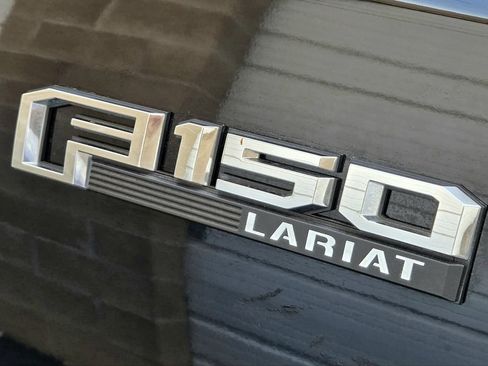 Used 2018 Ford F150 Lariat image 12