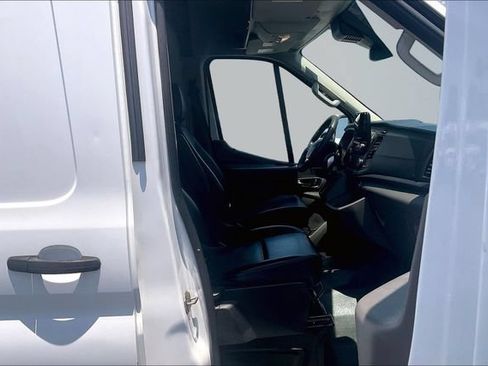 Used 2020 Ford Transit 250 Medium Roof AWD image 7