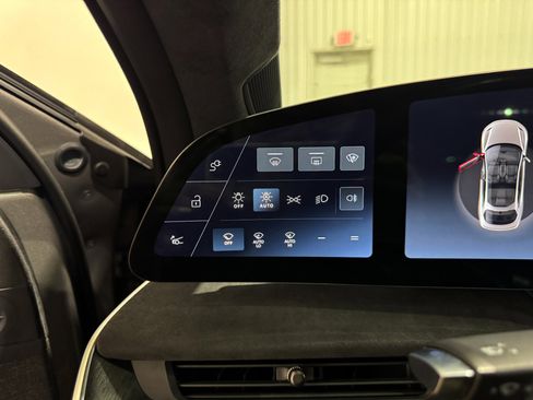 Used 2023 Lucid Air Grand Touring image 24