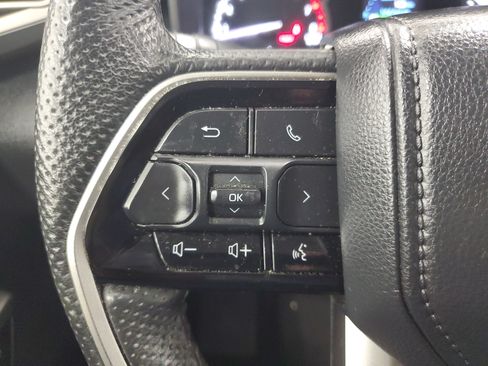Used 2023 Toyota Tundra Limited AWD/4WD image 25