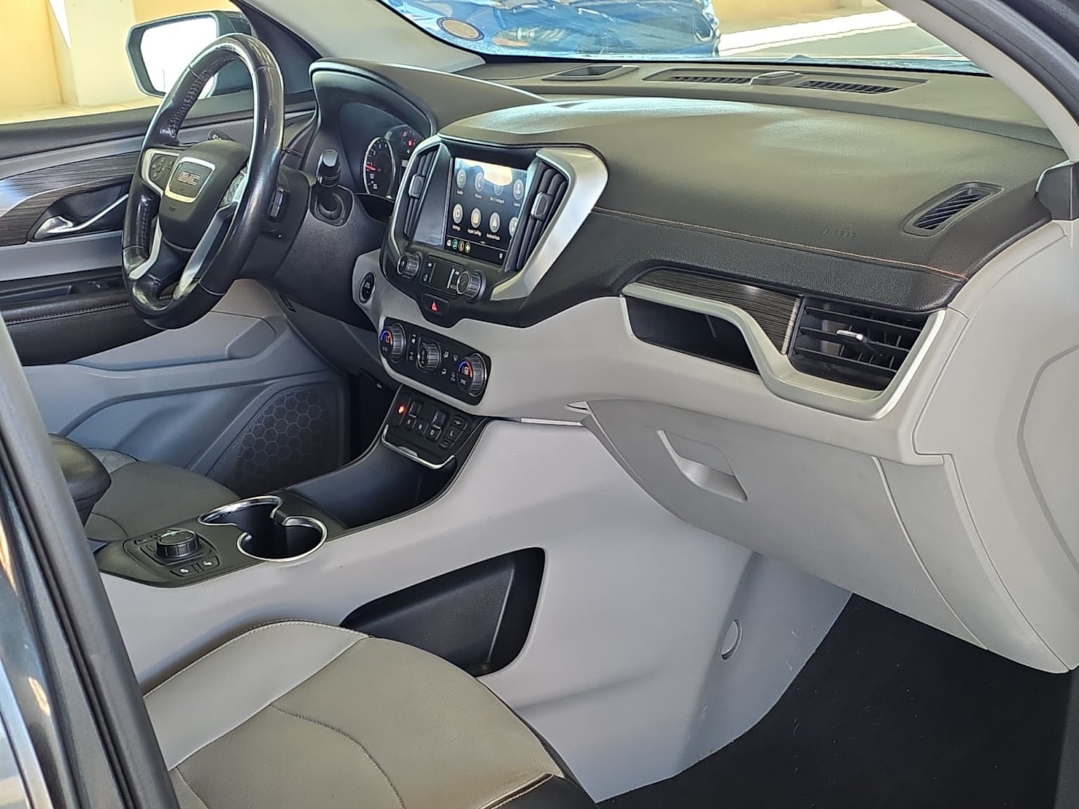 Used 2020 GMC Terrain SLT AWD/4WD image 28