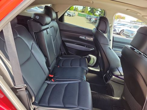 Certified 2023 Genesis GV70 2.5T w/ Advanced Package AWD/4WD image 25
