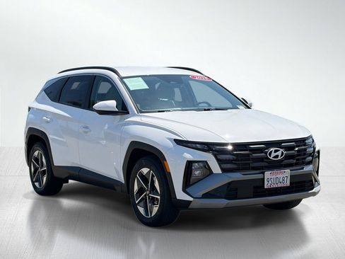 Used 2025 Hyundai Tucson SEL FWD image 12