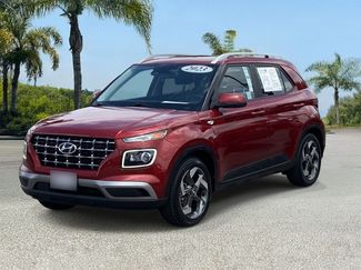 Used 2023 Hyundai Venue Limited FWD video 1