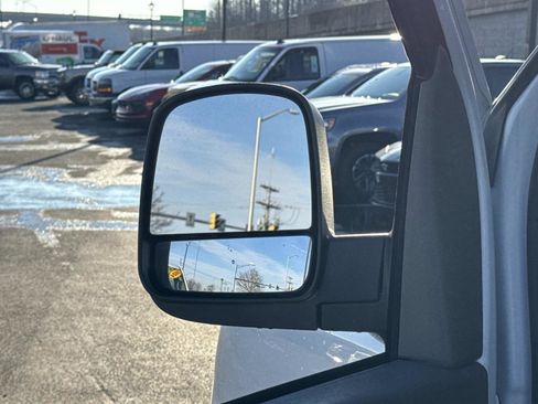 Used 2024 GMC Savana 2500 w/ Driver Convenience Package image 19