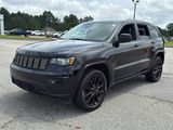 Used 2022 Jeep Grand Cherokee Laredo X image 3