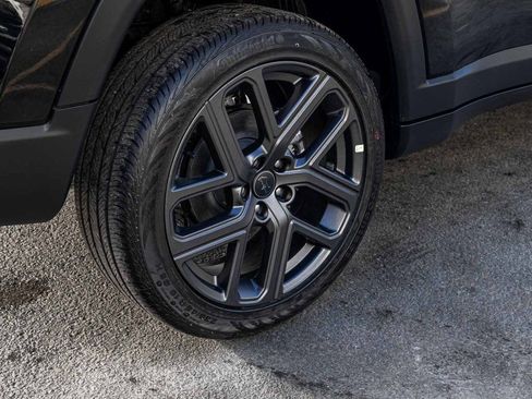 New 2026 Jeep Compass Limited AWD/4WD image 10