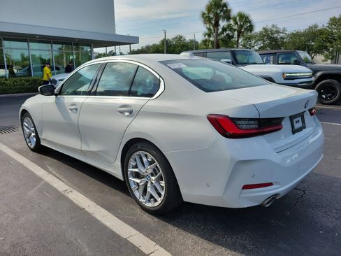 Used 2025 BMW 330i Sedan RWD image 4