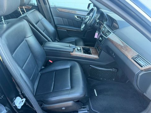 Used 2013 Mercedes-Benz E 350 4MATIC Wagon image 13