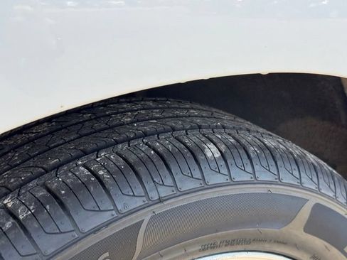 Used 1999 Chrysler Sebring JXI FWD image 43