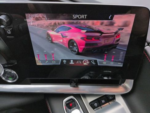 Used 2024 Chevrolet Corvette Z06 w/ Z07 Performance Package image 43