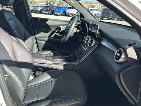 Used 2021 Mercedes-Benz GLC 300 GLC 300 image 14