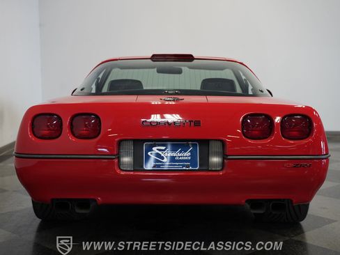 Used 1990 Chevrolet Corvette ZR-1 RWD image 11