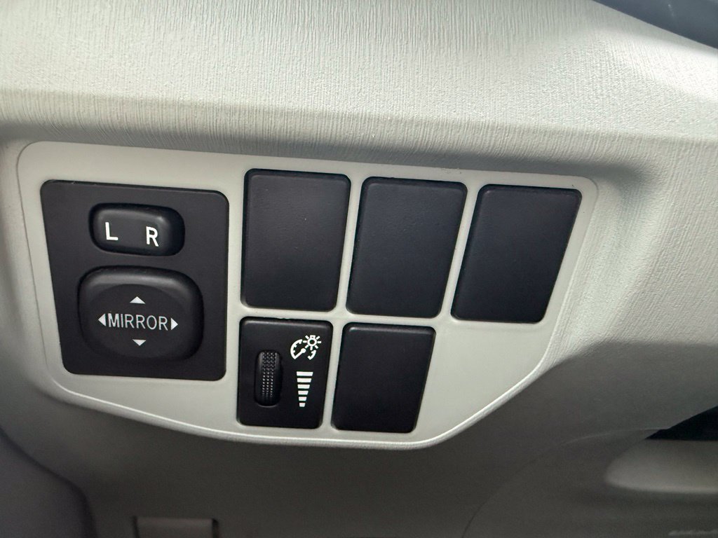 Used 2013 Toyota Prius Three FWD image 16