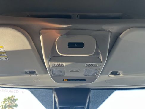 Used 2022 Ford E-Transit 148 High Roof w/ Load Area Protection Package image 17