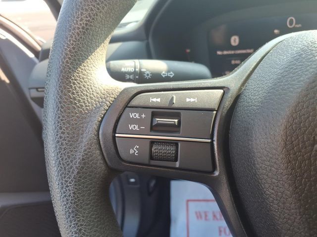 Used 2025 Honda Accord SE image 19