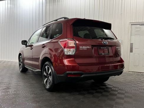 Used 2017 Subaru Forester 2.5i Limited image 3