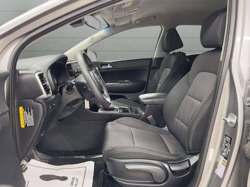 Used 2022 Kia Sportage LX image 14