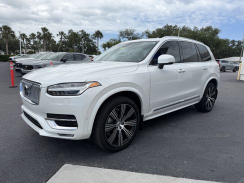 Certified 2024 Volvo XC90 B6 Ultimate w/ Protection Package Premier AWD/4WD image 7