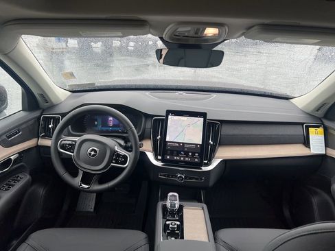 New 2026 Volvo XC90 B6 Plus w/ Protection Package Premier AWD/4WD image 31