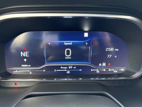 Used 2022 Chevrolet Tahoe Z71 w/ Luxury Package image 31