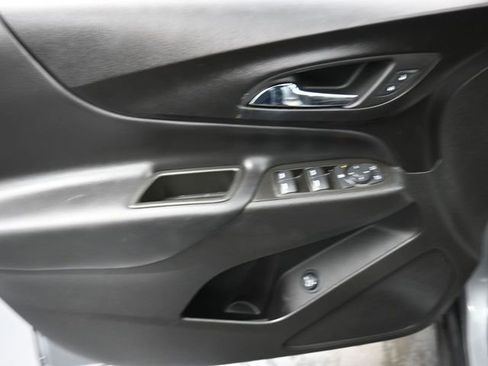 Used 2024 Chevrolet Equinox LT image 13