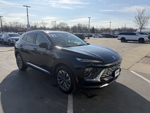 Used 2025 Buick Envision Preferred image 8