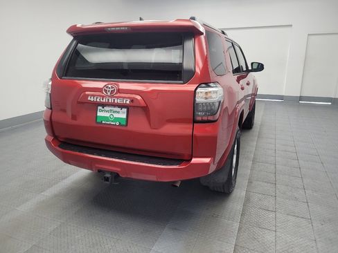 Used 2019 Toyota 4Runner SR5 image 7