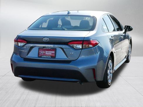Certified 2022 Toyota Corolla LE image 6