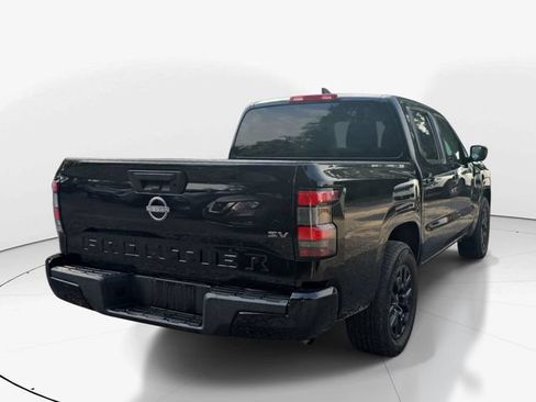 Used 2023 Nissan Frontier SV RWD image 6