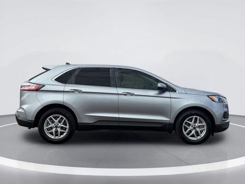 Used 2024 Ford Edge SEL AWD/4WD image 8